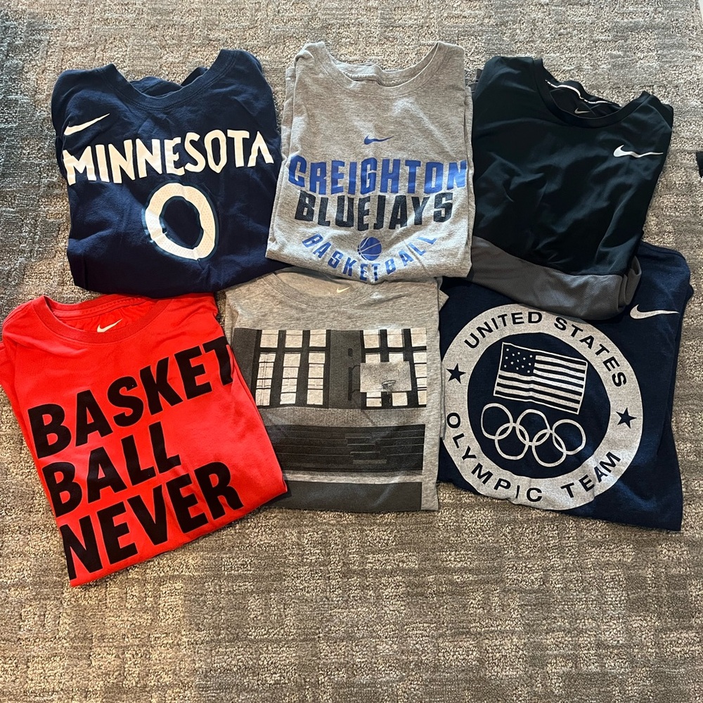 Six Nike men’s T-shirts size medium